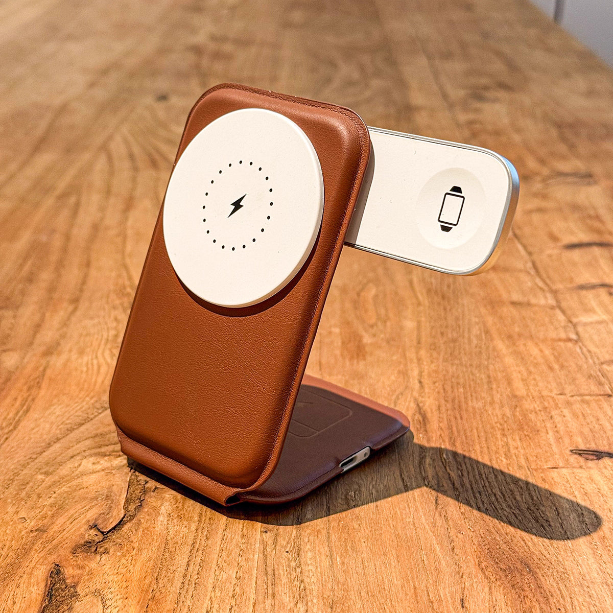 شاحنة جلدية ثلاثية